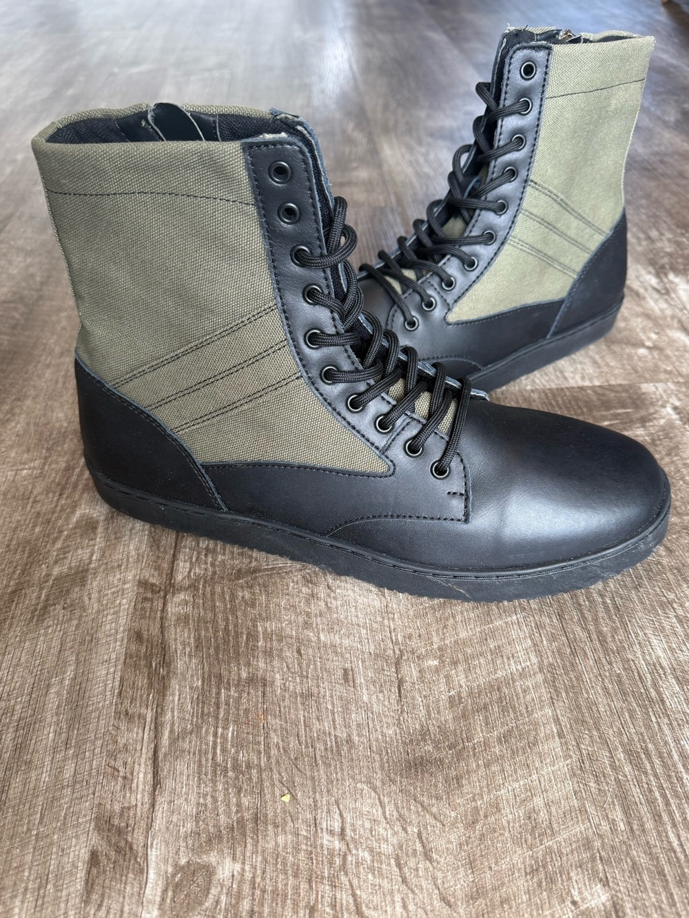 Woobies Green High Top OG Jungle Boots Slip Resistant Side Zip Men's Size 11.5